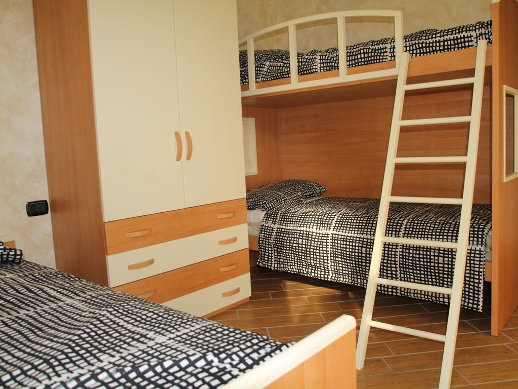 Agriturismo Il Sorriso Dei Figli Argegno Rom bilde